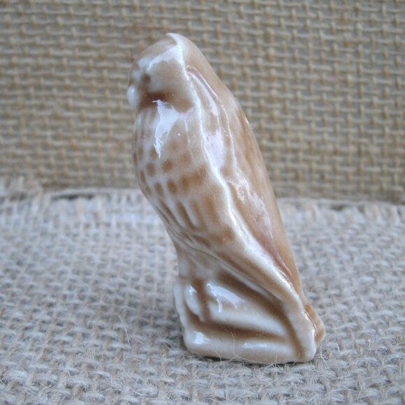 Vintage Wade Whimsies Hawk Porcelain Figurine - Picture 2 of 10